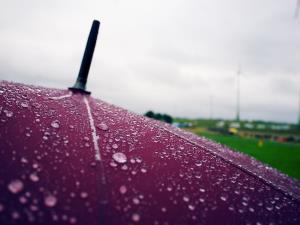 Simbolična fotografija: Padavine